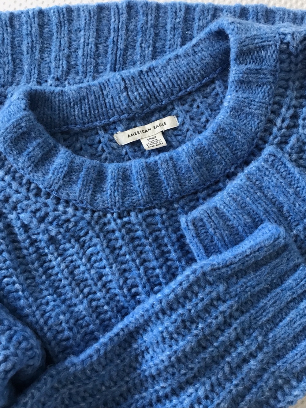 American Eagle Sky Blue Cropped Knit Sweater Small Crew Neck Boxy Oversized